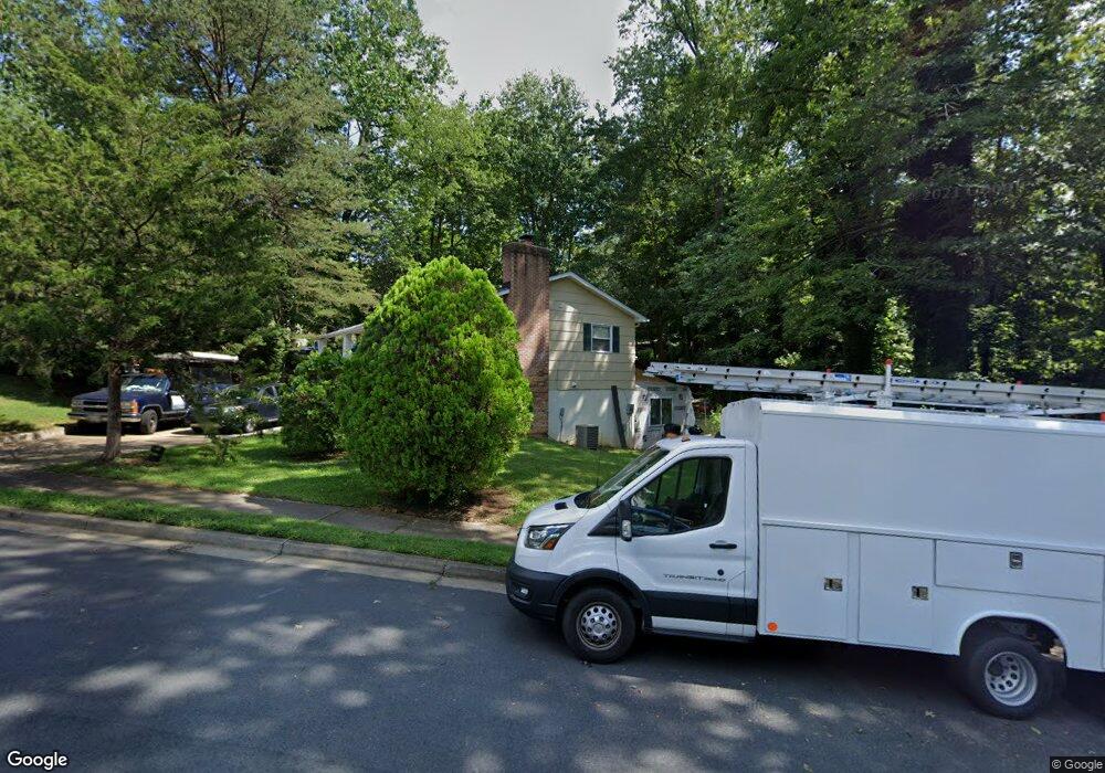 18915 White Oak Dr, Triangle, VA 22172 - photo 1