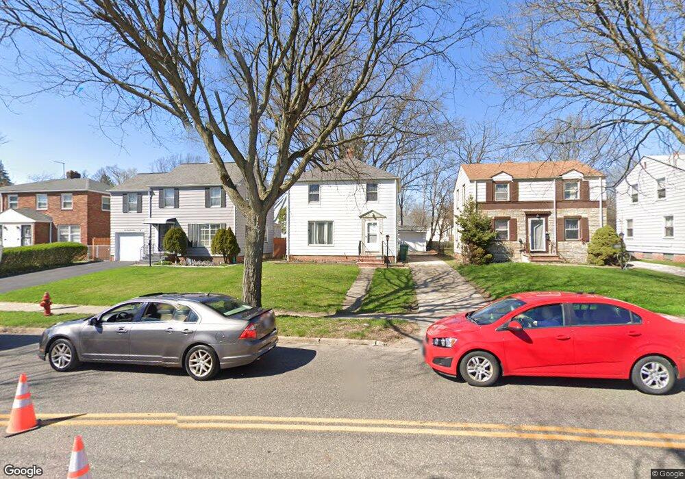 19401 Libby Rd, Maple Heights, OH 44137 - photo 1