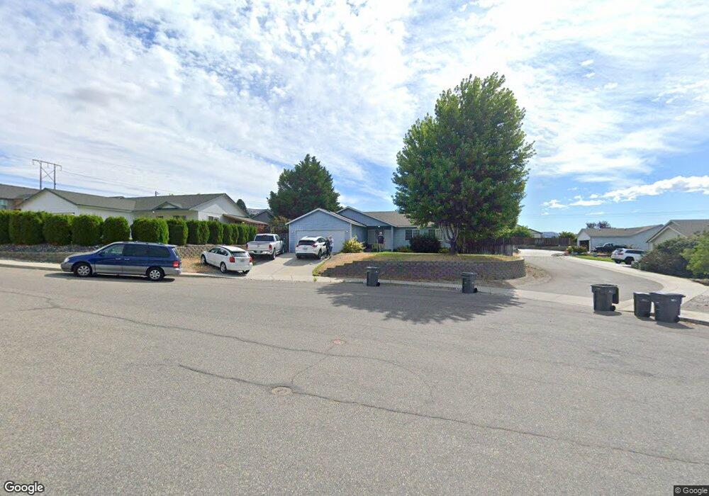 793 Melbourne Ct, East Wenatchee, WA 98802 - photo 1