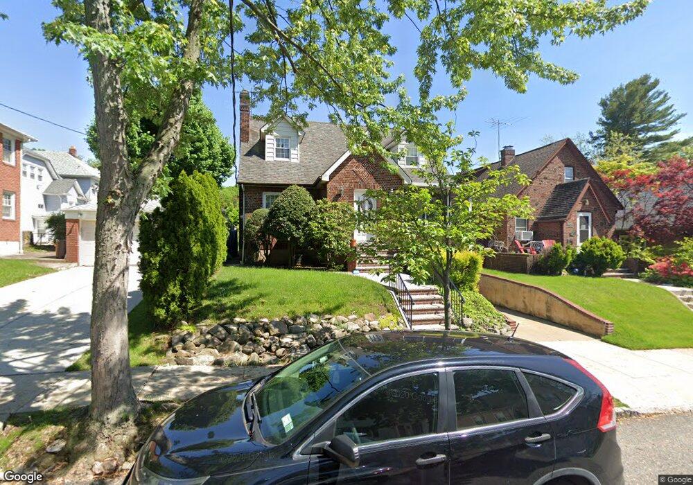 110 van Cortlandt Ave, Staten Island, NY 10301 - photo 1