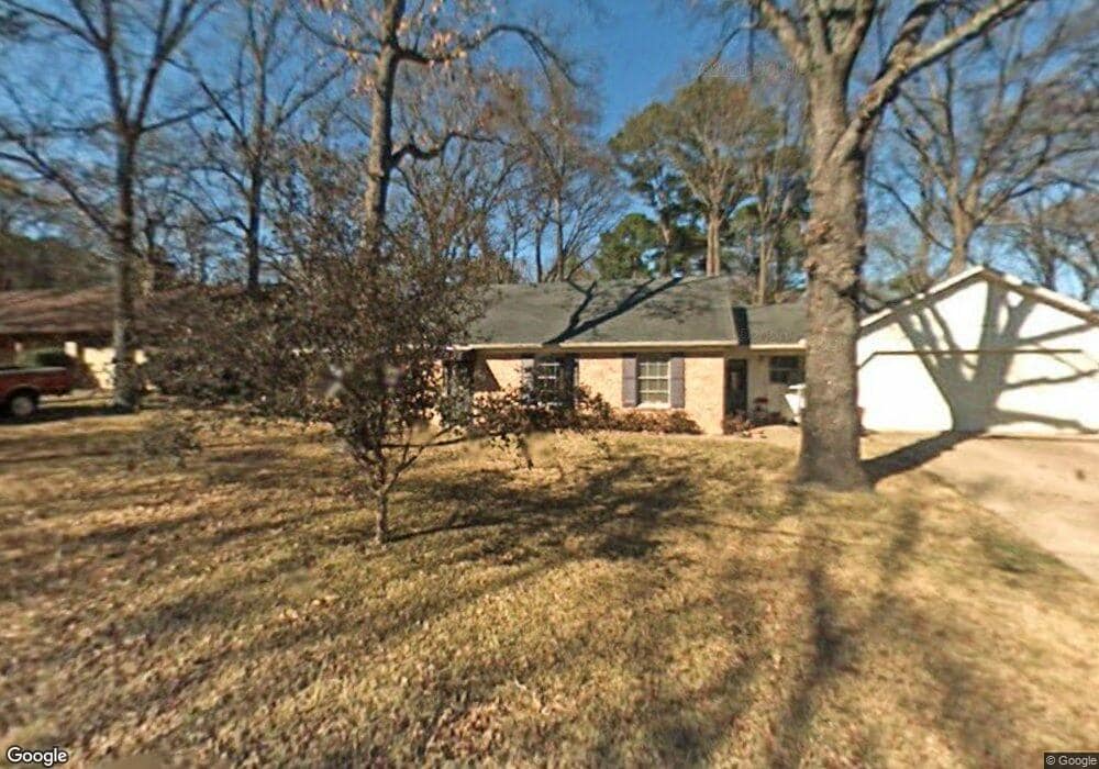 1213 Kingsbury Dr, Tyler, TX 75701 - photo 1