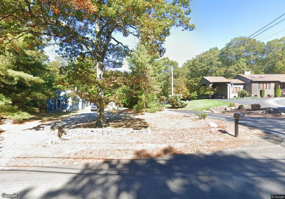 44 Whipple Rd, Smithfield, RI 02917 - photo 1