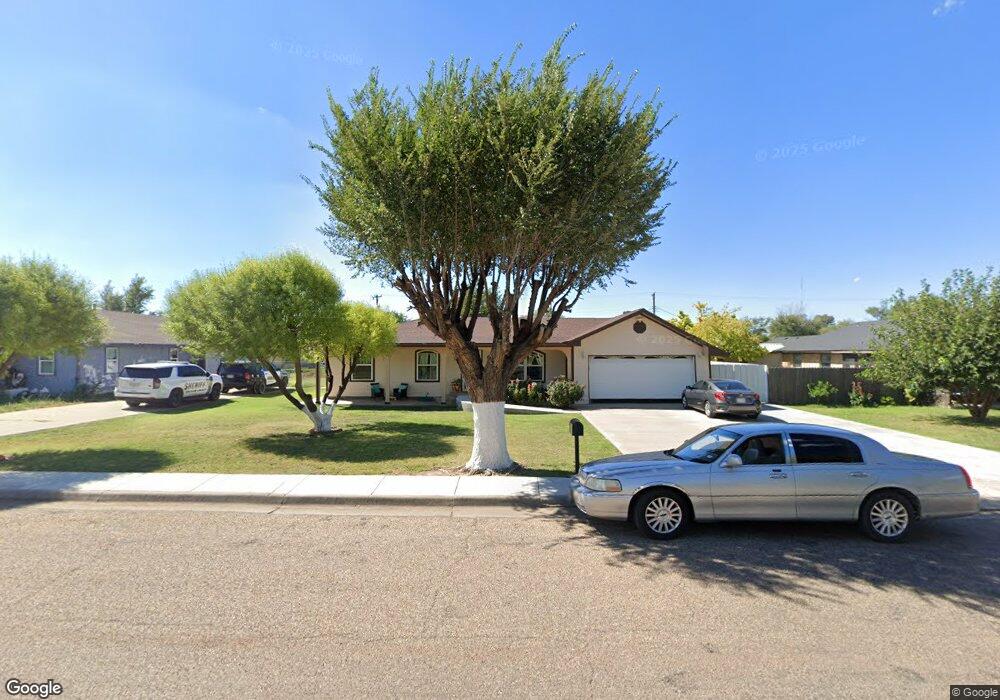 912 Durrett Ave, Dumas, TX 79029 - photo 1