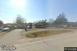 811 E 6th St, Henryetta, OK 74437