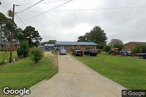 319 Sutton St, Mount Olive, NC 28365