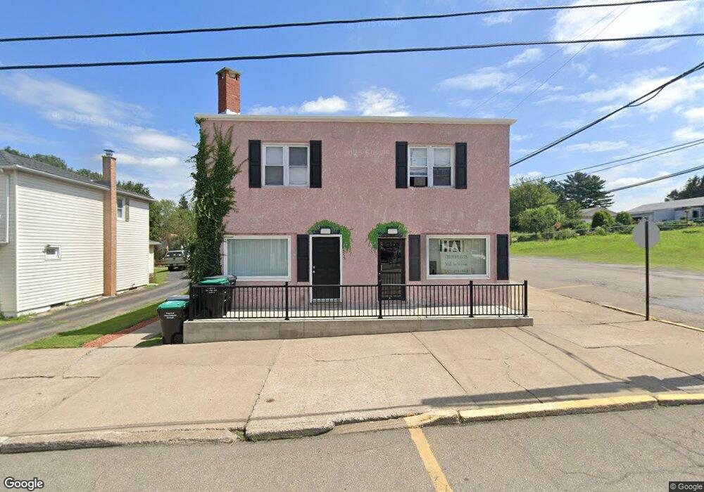 601 N Broad St, West Hazleton, PA 18202 - photo 1