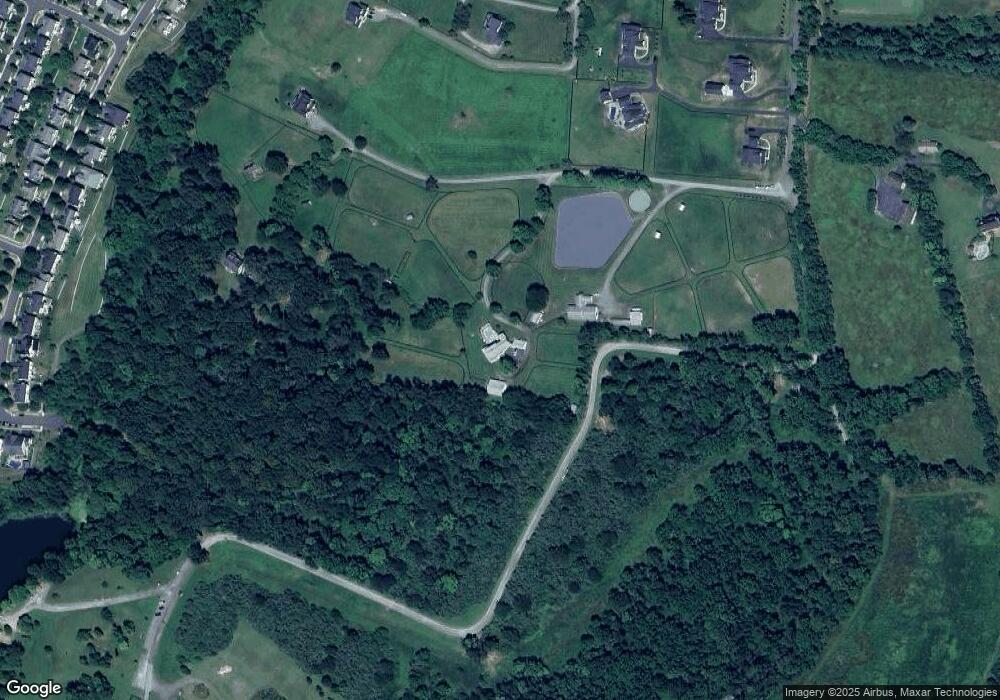 36181 Foxlore Farm Ln, Round Hill, VA 20141 - photo 1