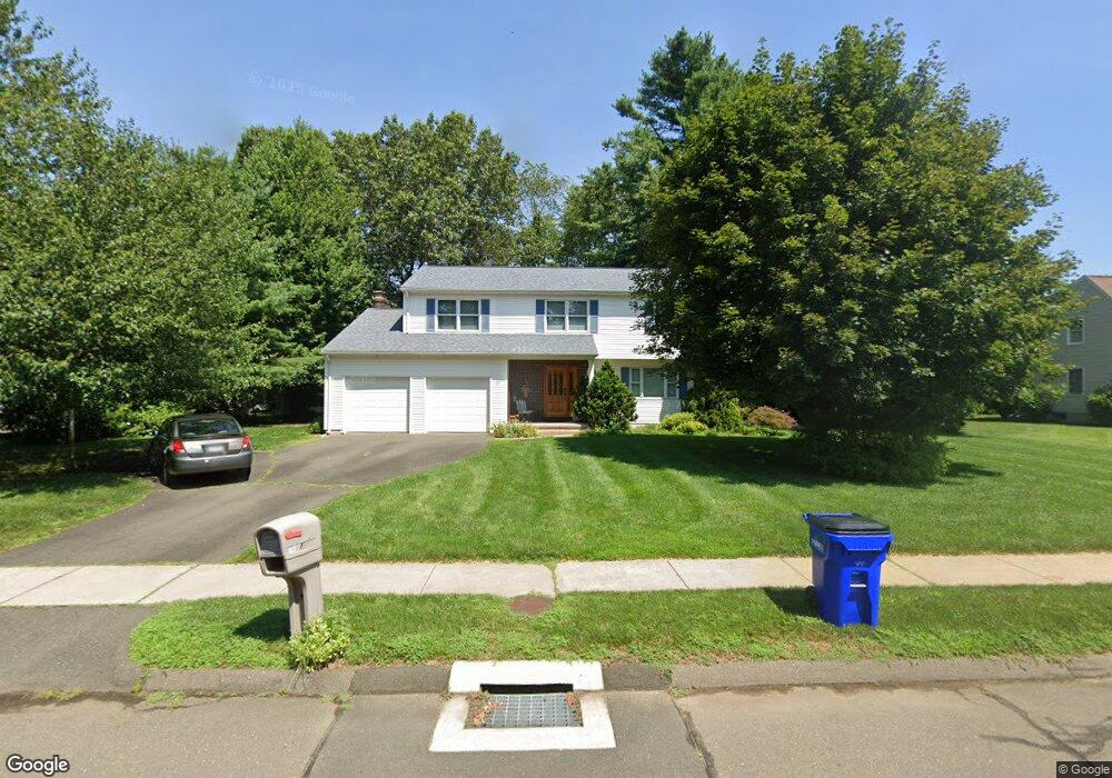 25 Acorn Dr, Windsor Locks, CT 06096 - photo 1