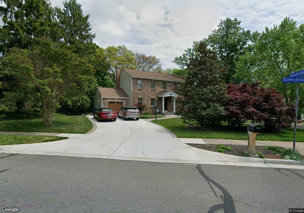 6831 Stoneybrooke Ln, Alexandria, VA 22306 - photo 1