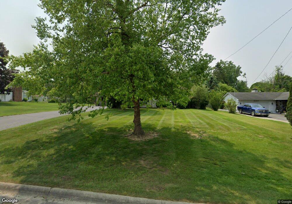 9179 Shoshone Trail, Flushing, MI 48433 - photo 1