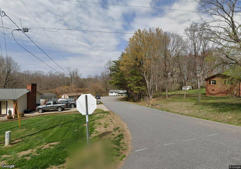 170 Hemingway Ln, Statesville, NC 28625 - photo 1