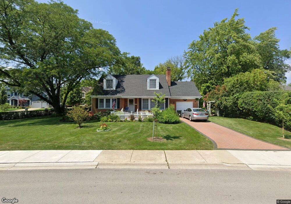 2220 Robincrest Ln, Glenview, IL 60025 - photo 1