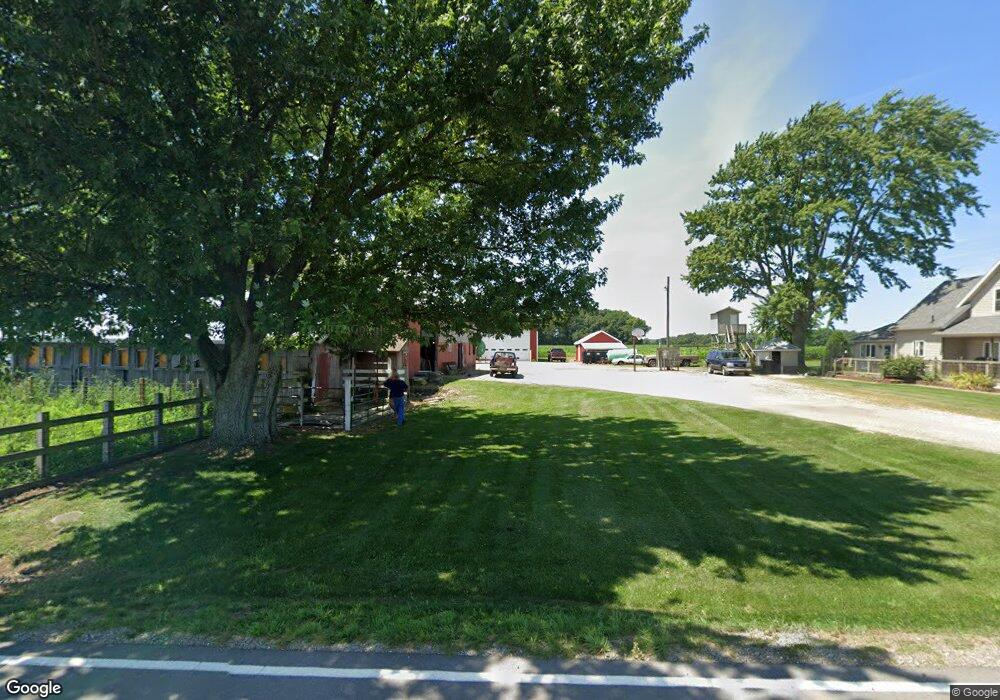 57647 Tulip Rd, New Carlisle, IN 46552 - photo 1