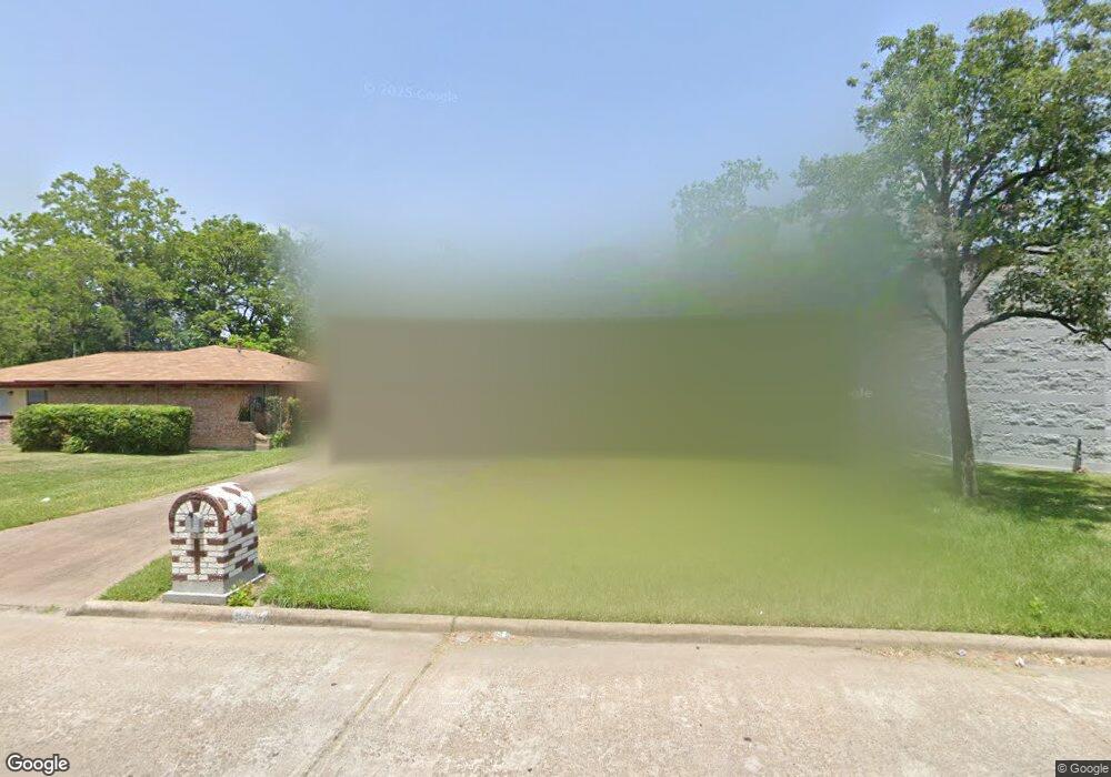 8314 Whitecastle Ln, Houston, TX 77088 - photo 1
