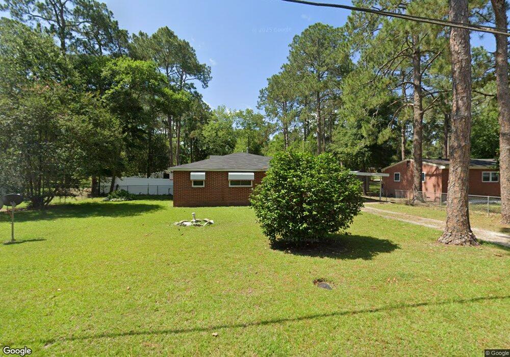 1310 W Waddell Ave, Albany, GA 31707 - photo 1