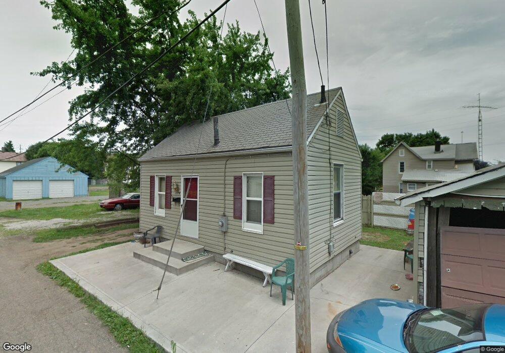 1374 Heising Ct SW, Canton, OH 44706 - photo 1