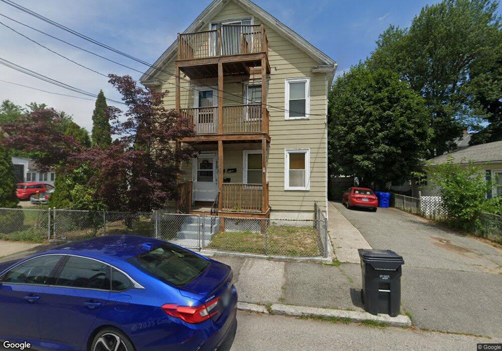 122 Oakland Ave, Pawtucket, RI 02861 - photo 1