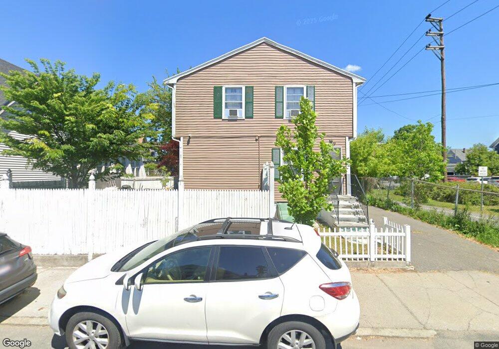 463 Summer St unit 4, Lynn, MA 01905 - photo 1