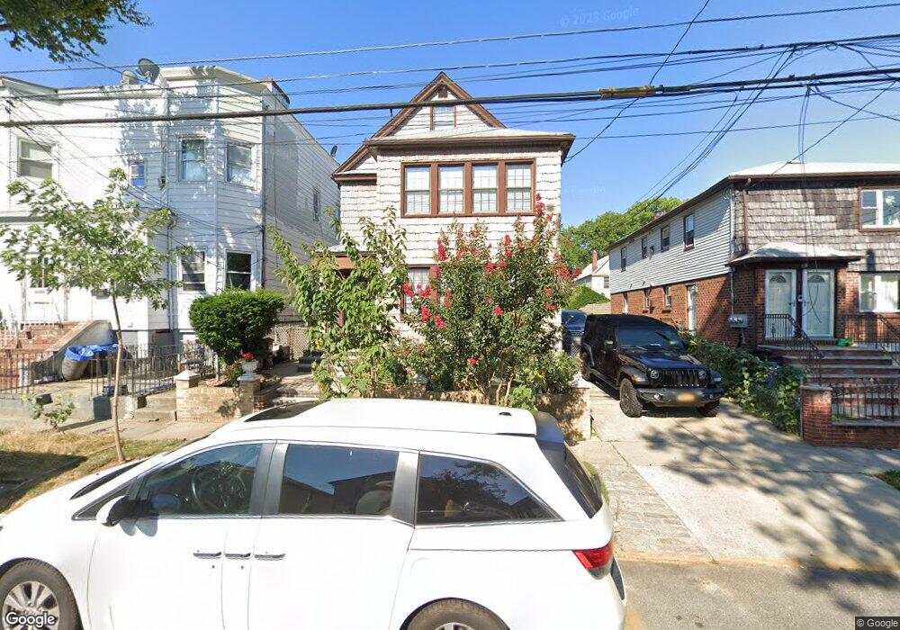 4342 164th St, Flushing, NY 11358 - photo 1