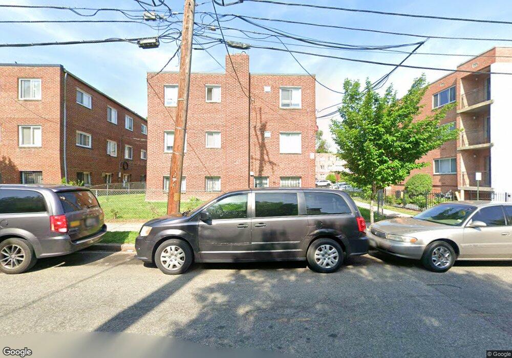 1719 27th St SE, Washington, DC 20020 - photo 1