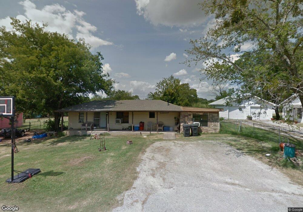 909 Myrtle Dr, Ardmore, OK 73401 - photo 1