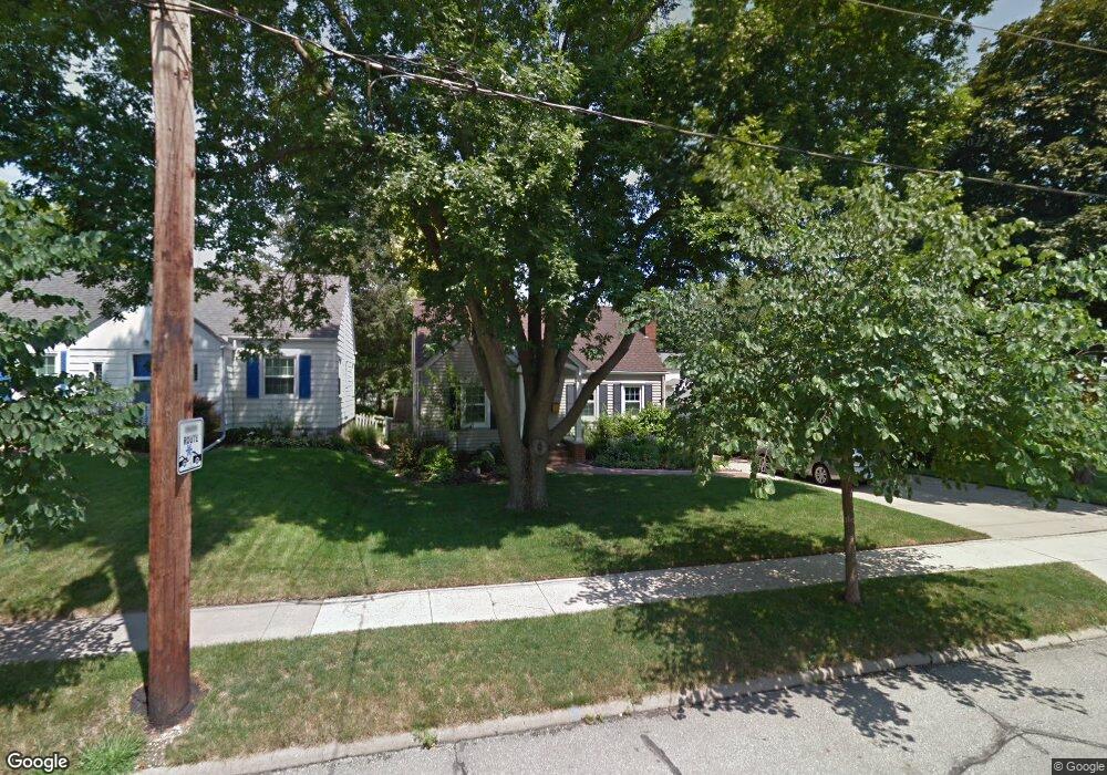 4305 Franklin Ave, Des Moines, IA 50310 - photo 1