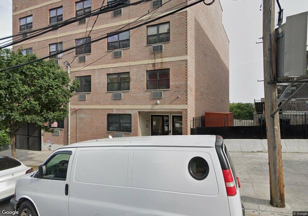 2667 Kingsbridge Terrace, Bronx, NY 10463 - photo 1