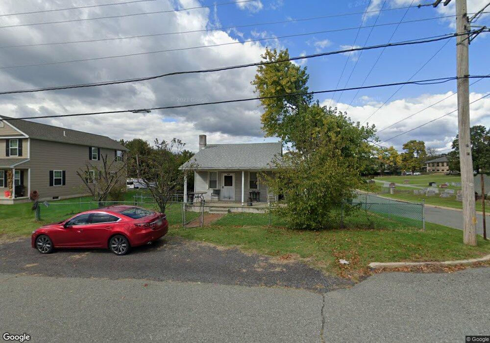 889 N Hanover St, Pottstown, PA 19464 - photo 1