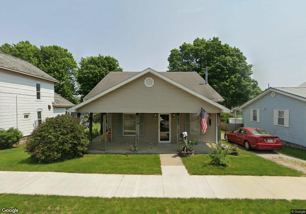 407 S Poplar St, Lagrange, IN 46761 - photo 1