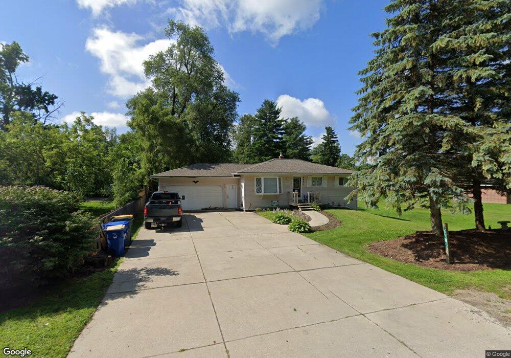 6905 Elizabeth Lake Rd, Waterford, MI 48327 - photo 1