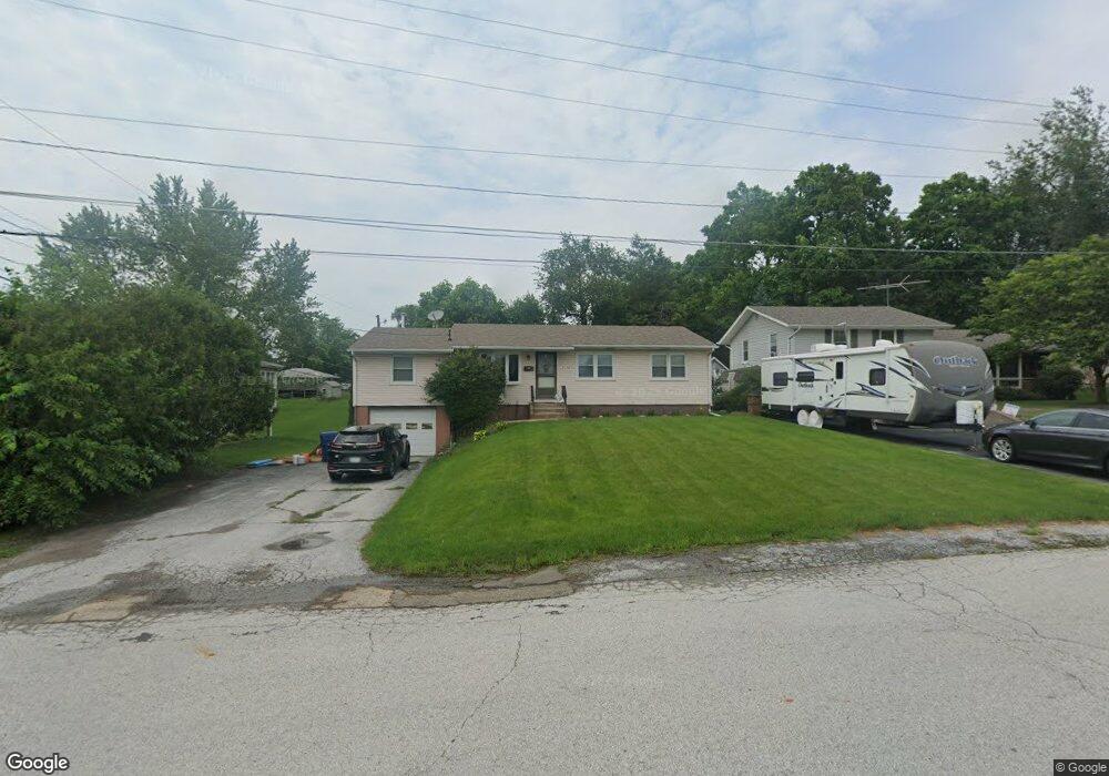 2378 W 46th St, Davenport, IA 52806 - photo 1