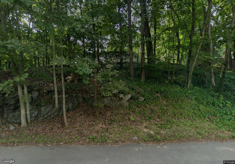 250 Locust St, Danvers, MA 01923 - photo 1