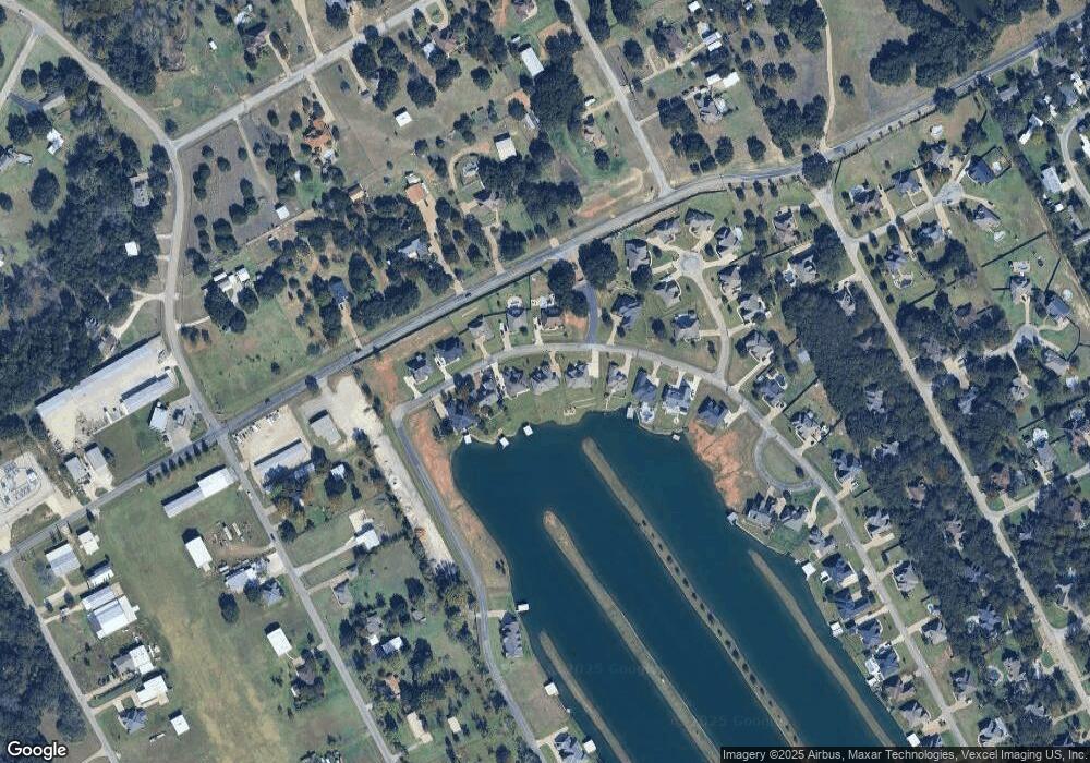 3602 Upper Lake Cir, Granbury, TX 76049 - photo 1