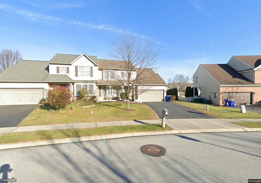 3416 Green Leaf Dr, Mount Joy, PA 17552 - photo 1