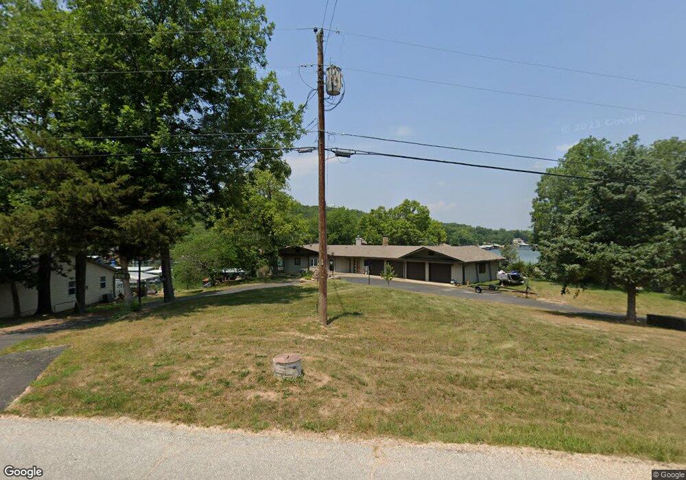 569 Robinhood Ln, Roach, MI 65787 - photo 1