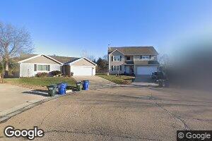304 Eldridge Ln, Lawrence, KS 66049