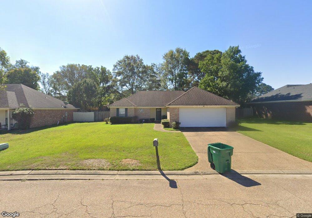 2047 Branch Creek Dr, Byram, MS 39272 - photo 1