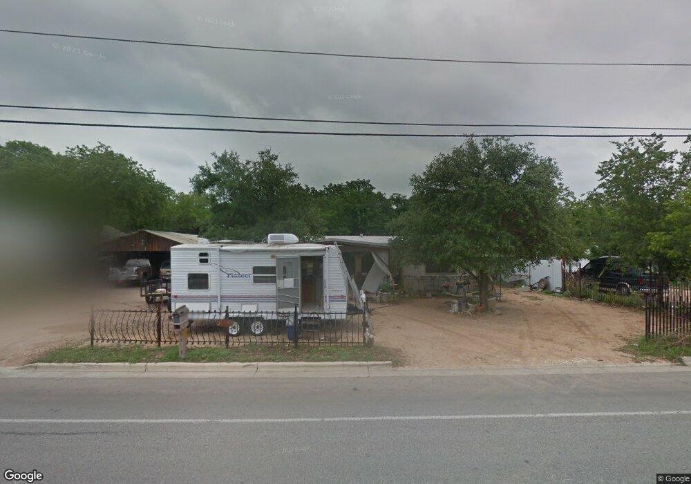 437 S Milam St, Fredericksburg, TX 78624 - photo 1