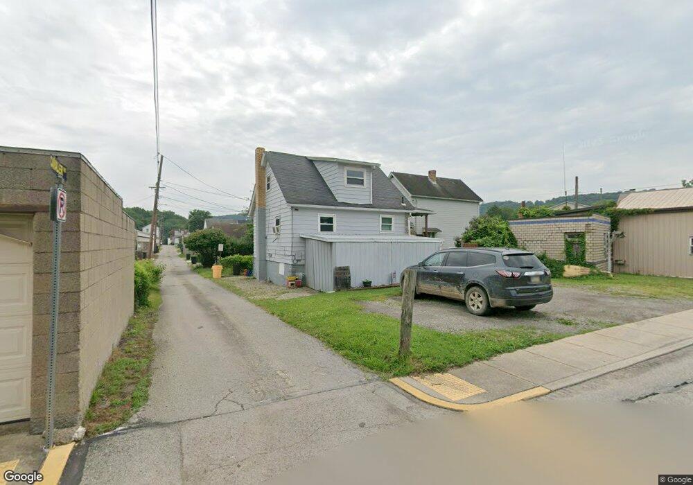 334 1/2 Kennedy Ave, East Vandergrift, PA 15629 - photo 1