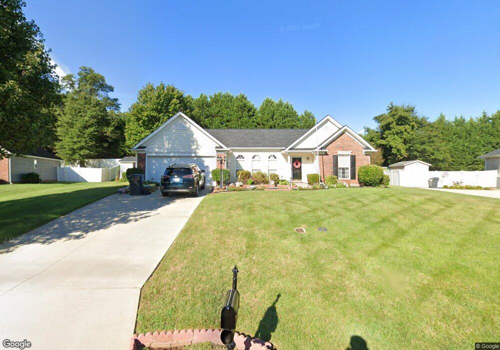 1545 Eden Glen Dr, Dallas, NC 28034 - photo 1