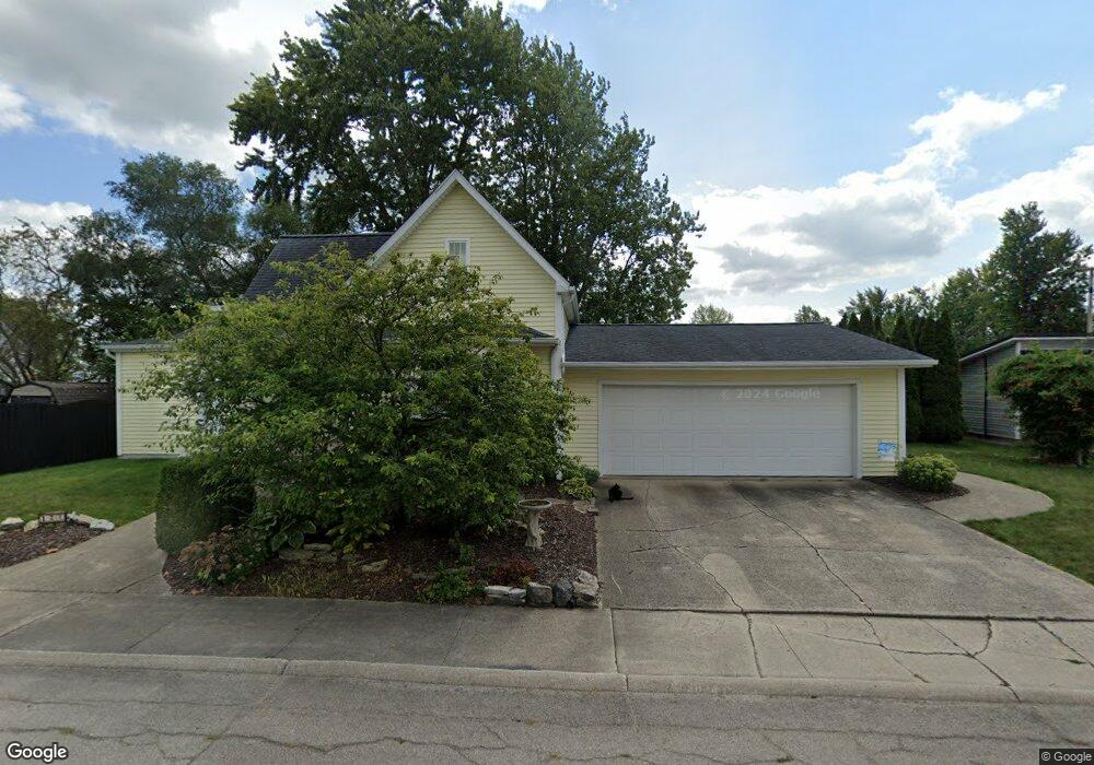 122 E Andrews St, Monroe, IN 46772 - photo 1