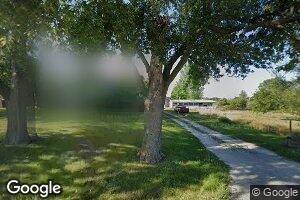 719 E 3rd St, Wilton, IA 52778