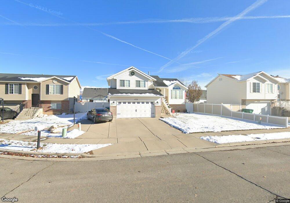 4716 S 3750 W unit 39, Roy, UT 84067 - photo 1