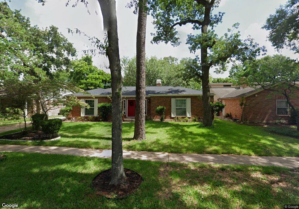 5910 Par Four Dr, Houston, TX 77088 - photo 1