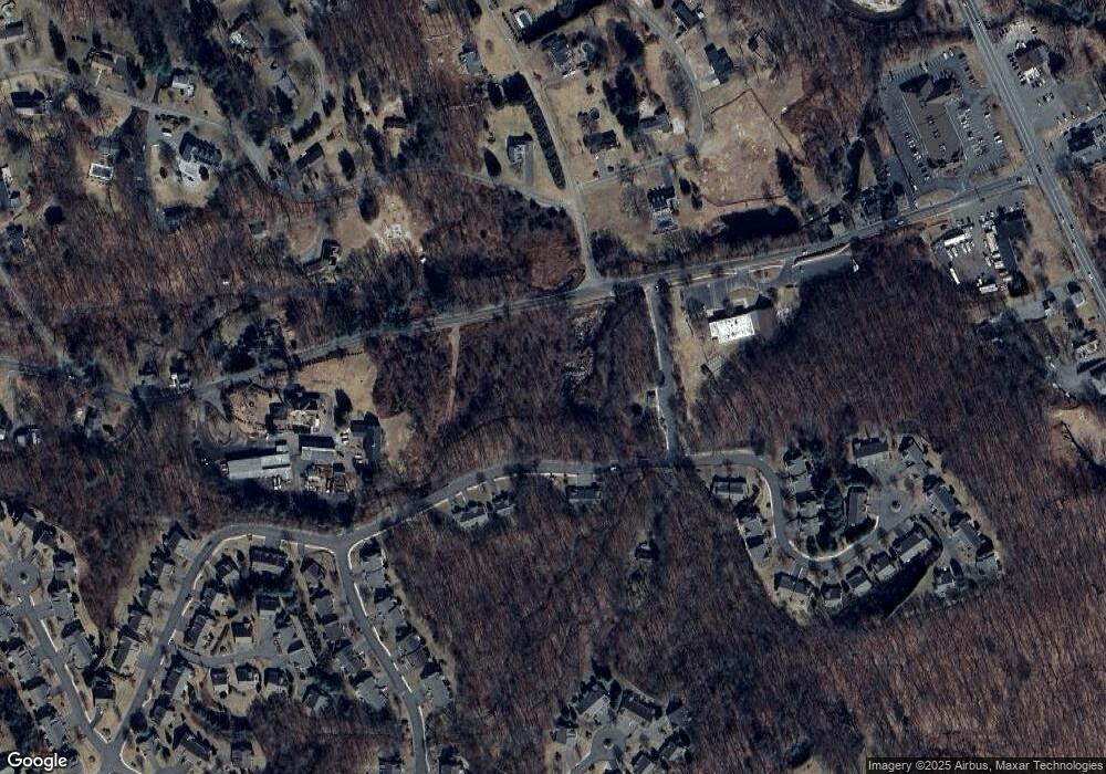 603 Juniper Ct, Oxford, CT 06478 - photo 1