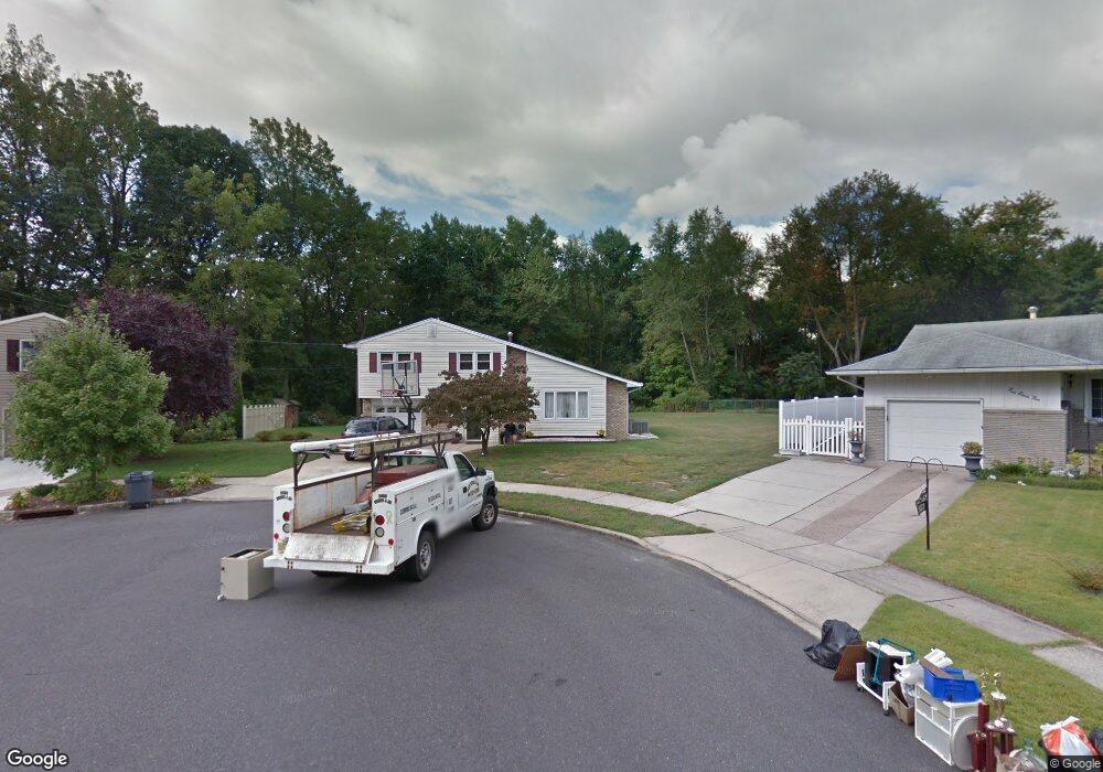 580 Seneca Ct, Magnolia, NJ 08049 - photo 1