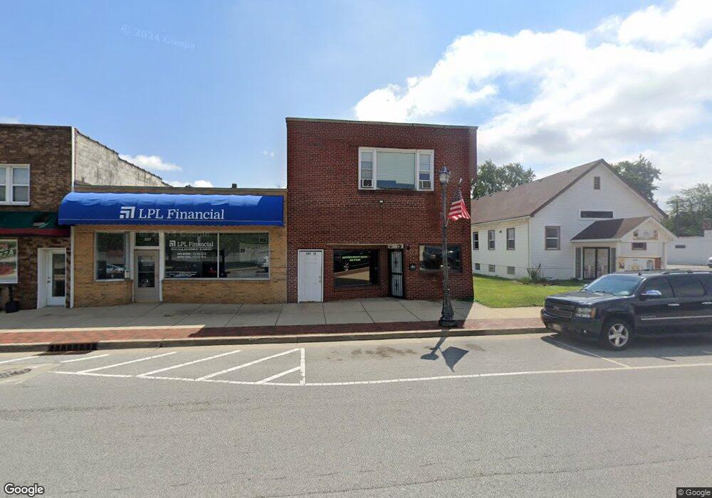 235 N Broad St, Griffith, IN 46319 - photo 1