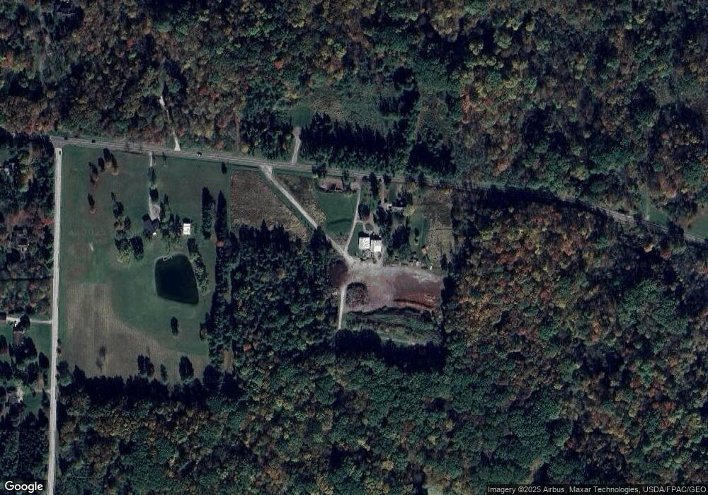 896 E Pioneer Trail, Aurora, OH 44202 - photo 1