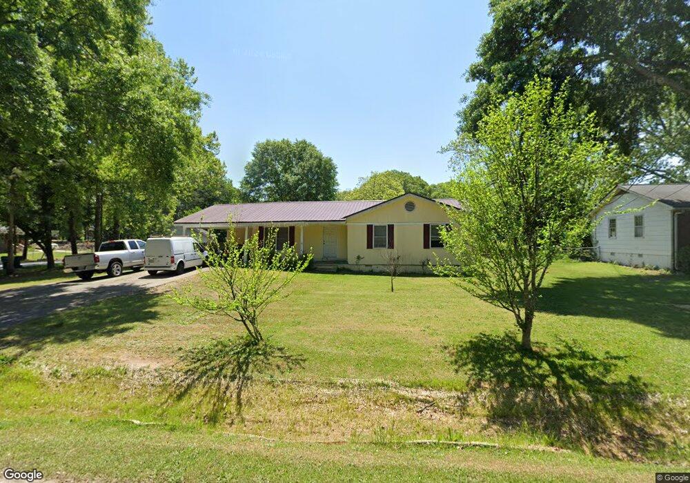 273 7th Ave, Winder, GA 30680 - photo 1