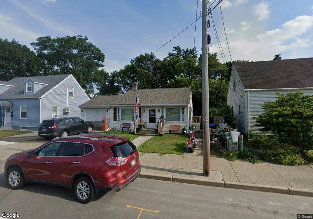 1047 Central Ave, Pawtucket, RI 02861 - photo 1